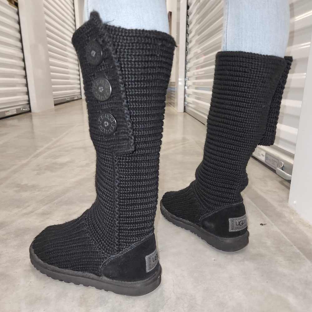 UGG Classic Cardy Boots - Picture 2 of 10